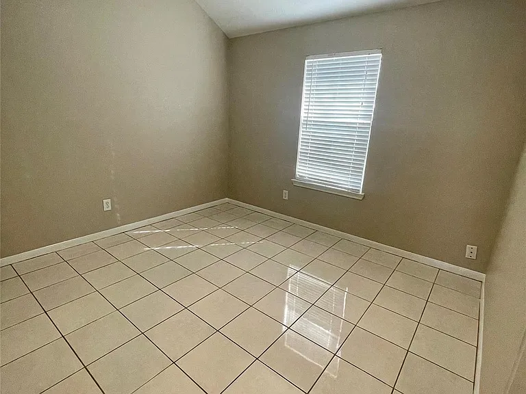 9135 Gianna Ct — Photo 10