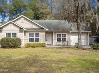 9 Shorts Landing Rd, Beaufort, SC 29907
