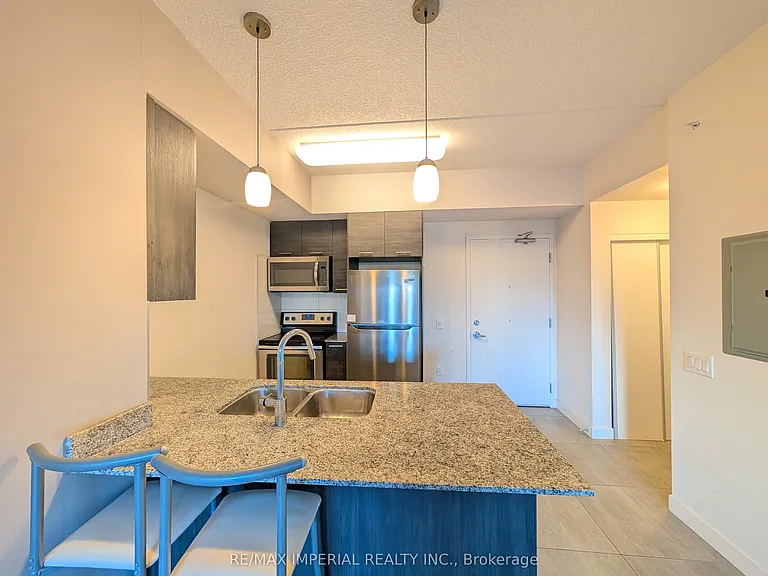 251 Hemlock St #526 — Photo 16