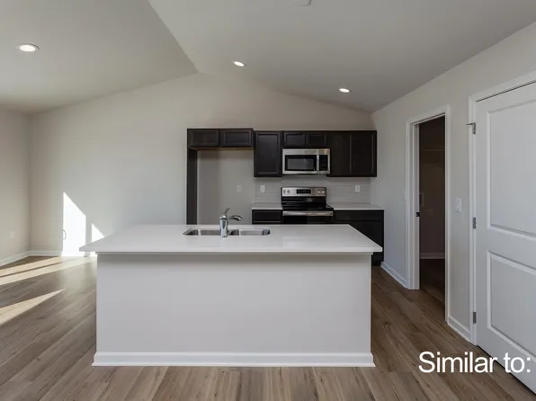 6375 NW 11th Ct, Des Moines, IA 50313