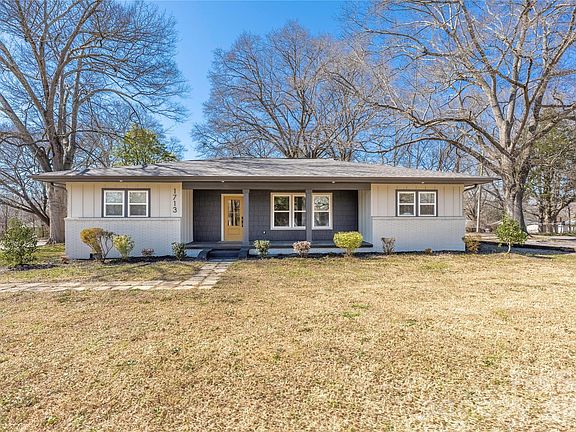 3rd image of 1713 Davis Park Rd