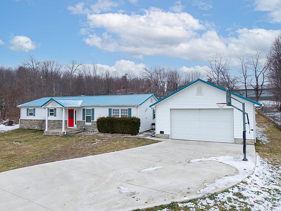 5th image of 100 Dogwood Ln