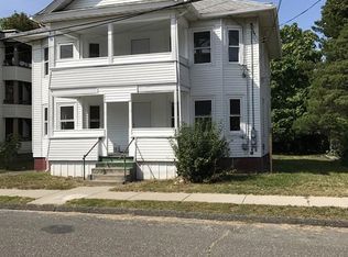 4 Franklin St #2, Chicopee, MA 01013