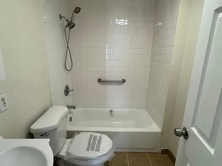 135 Washington Ave #1 — Photo 5
