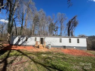 1313 Winhurst St SE, Lenoir, NC 28645