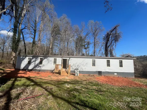 1313 Winhurst St SE, Lenoir, NC 28645