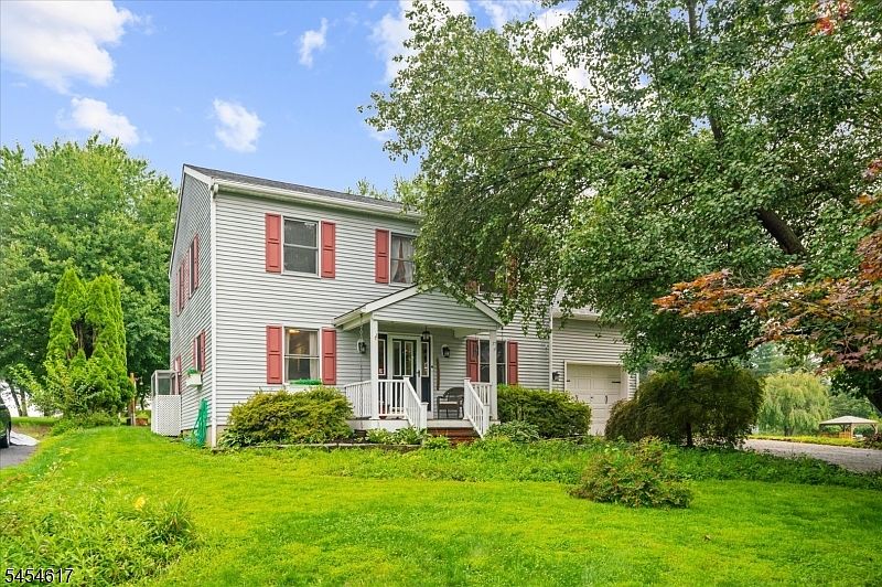 1st image of 77 Washburn Ave