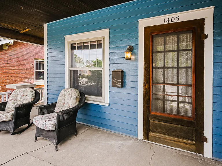 1403 S Walnut St — Photo 8