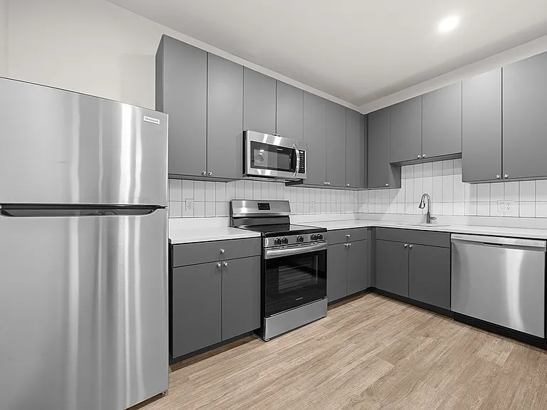 The Cooper — Photo 134