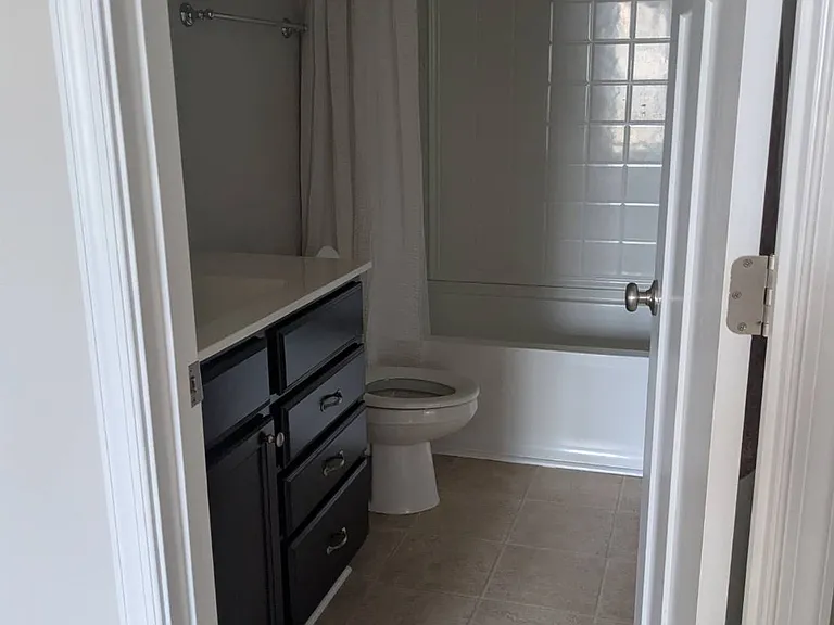 505 Promenade Ln — Photo 3