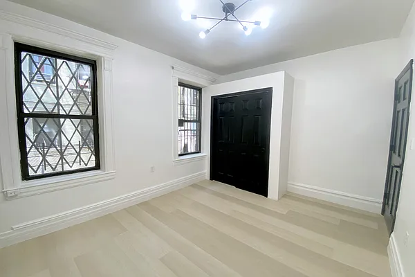 Rented by Douglas Elliman | media 10