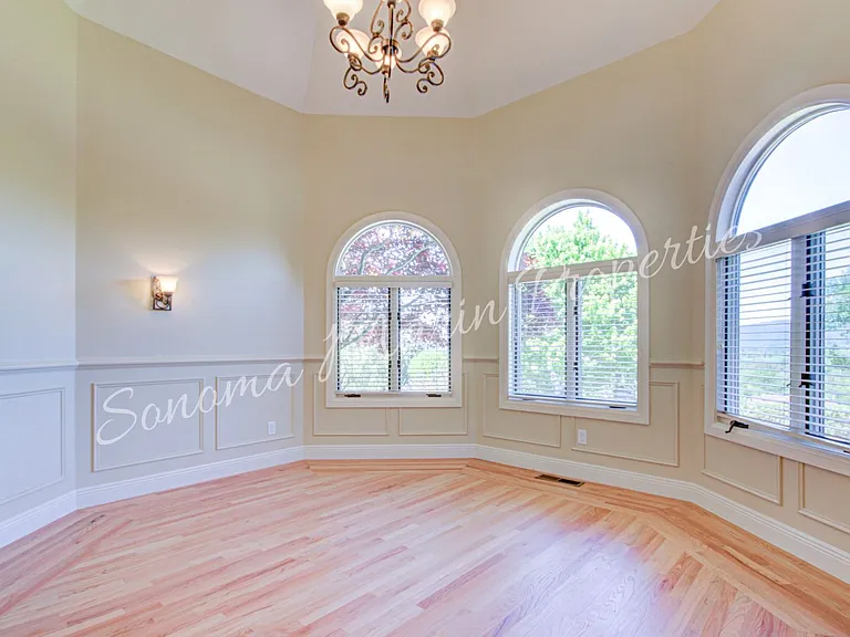 4626 Bennett View Dr — Photo 16