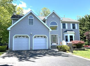 3 Chestnut Ridge Road, Holmdel, NJ 07733