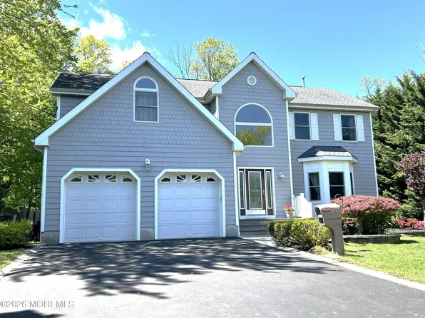 3 Chestnut Ridge Road, Holmdel, NJ 07733