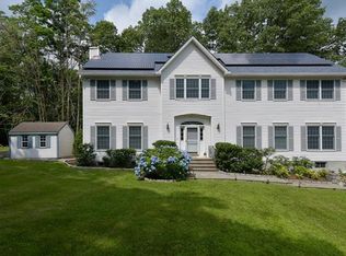7 Rockwood Hl, Mount Kisco, NY 10549