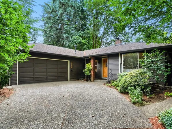 12970 SW Scout Dr, Beaverton, OR 97008