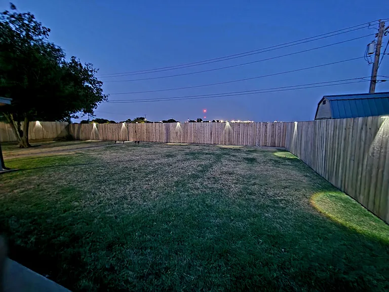 616 Taft St — Photo 10