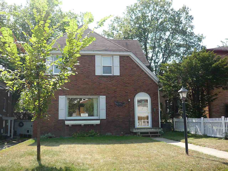 1st image of 2327 13th Ave