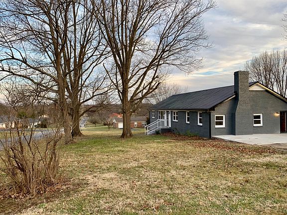 4th image of 404 Springhill Rd