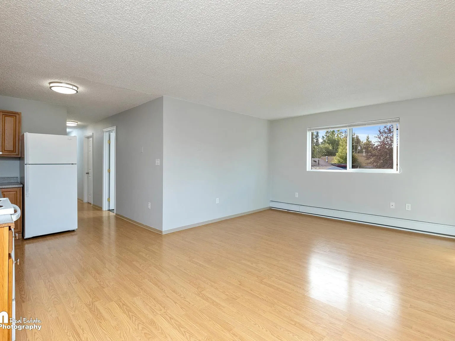 3 bed, 940 sqft, $1,800 — Photo 3