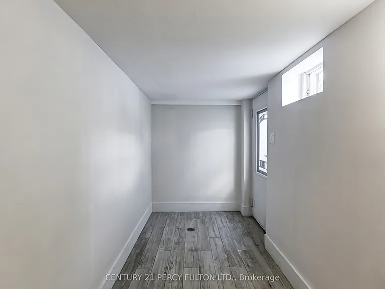1989 Davenport Rd #1 — Photo 18