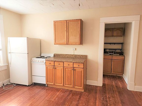 4th image of 249 4th Ave N APT 3