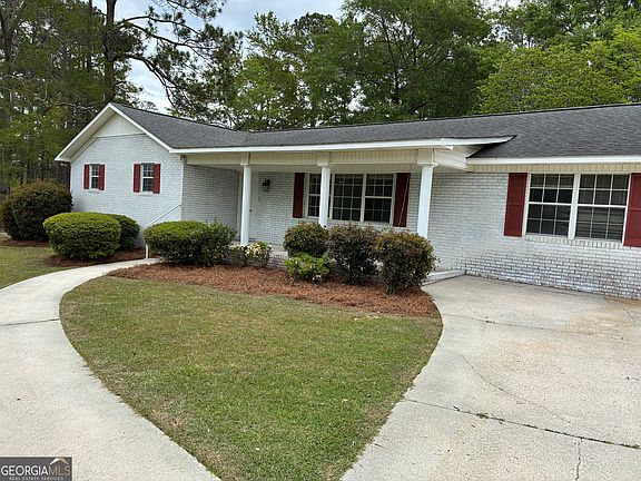 2nd image of 112 N Jackson Rd