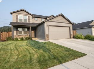 965 S 55th St, Springfield, OR 97478