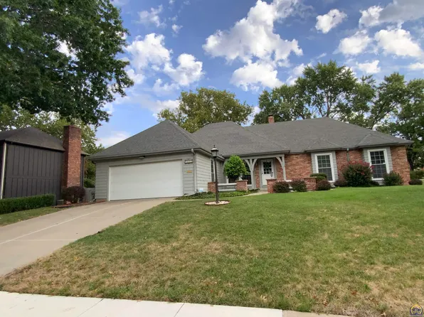 2110 SW 31st Ter, Topeka, KS 66611
