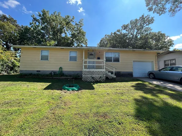 619 Cherry Street, Neosho, MO 64850