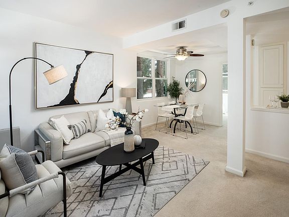 5th image of 333 Dunsmuir Ter Unit 5