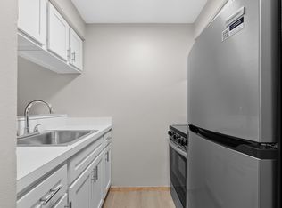 Clifton Park & Clifton House, Cleveland, OH 44102