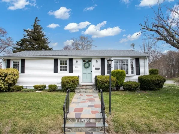 1132 Langley St, Fall River, MA 02720