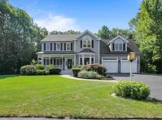 50 Highland View Dr, Sutton, MA 01590