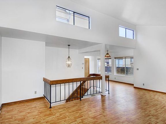4th image of 2167 Penasquitas Dr