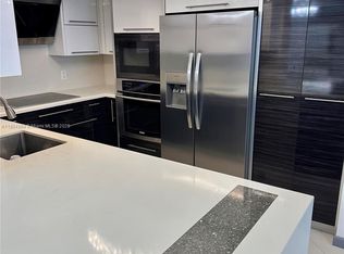17100 N Bay Rd APT 1404, Sunny Isles Beach, FL 33160
