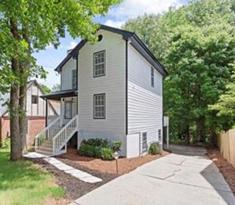 1st image of 2299 Boulevard Granada SW