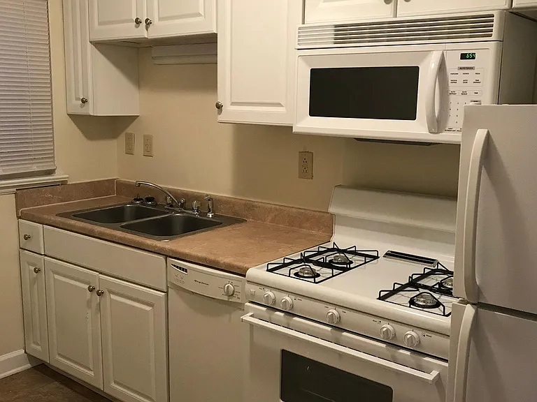 3046 Fair Ave — Photo 8