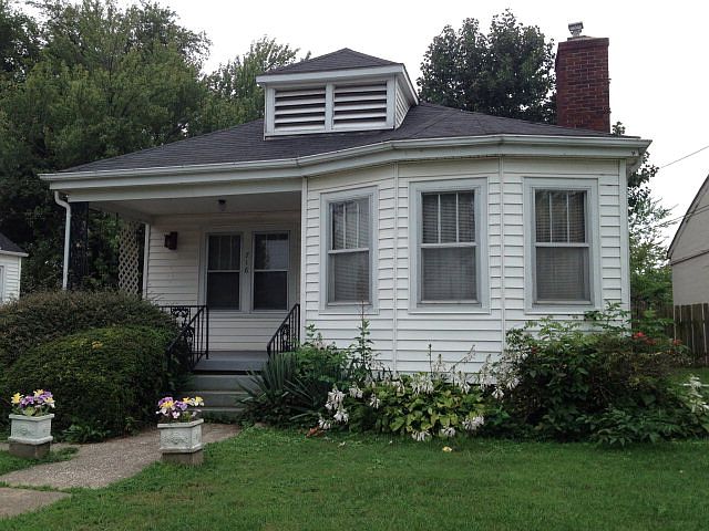 1st image of 716 E 19th St