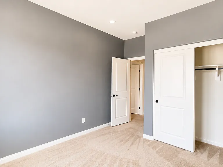 16130 Veridian Cir — Photo 26