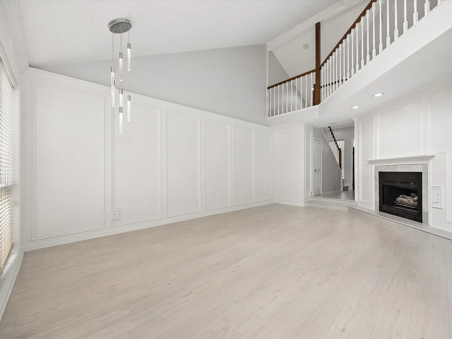 3 bed, 2.5 bath, 1814 sqft, $3,500 — Photo 3