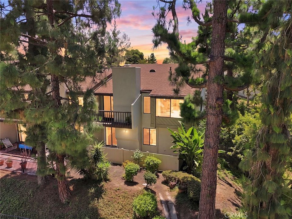 1st image of 2765 Craig Cir