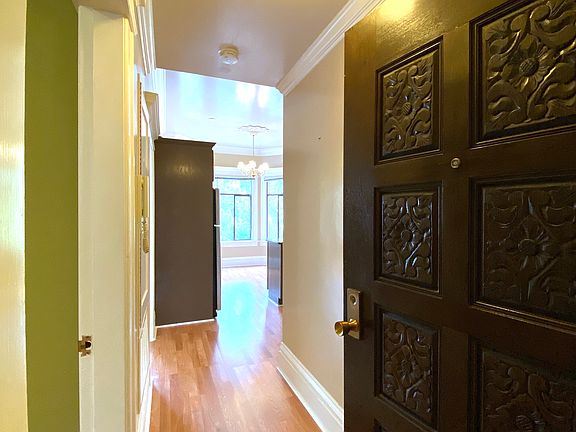 5th image of 115 Sanchez St APT 3