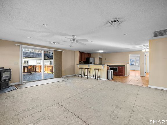 4th image of 30 Jackson Street