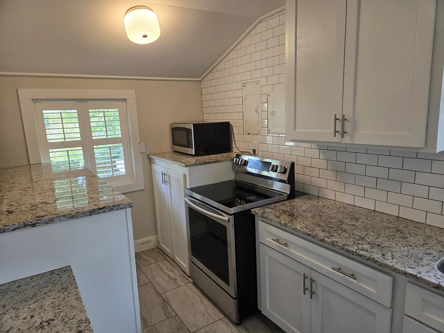 109 Knoll Crest Dr - 1 — Photo 4
