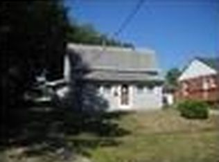 2114 E 23rd St, Des Moines, IA 50317