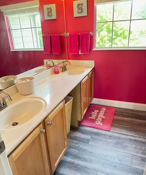 6704 Burnside Ln — Photo 27