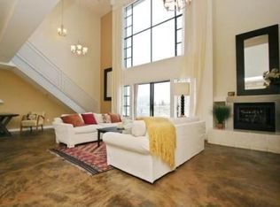 850 W Grand Ave APT 13, Oakland, CA 94607