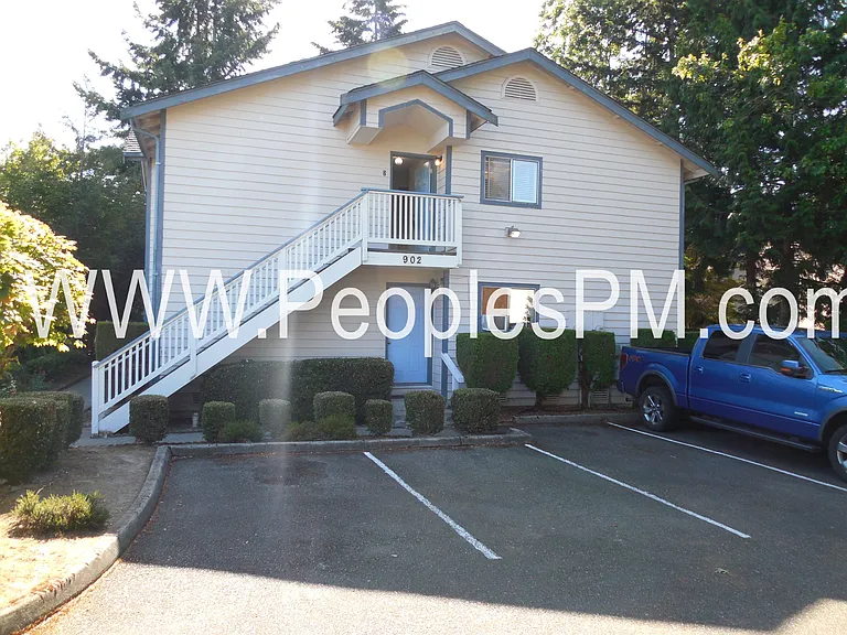 902 37th St SE #2 — Photo 14