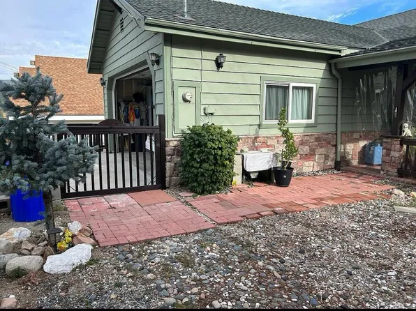 31899 Encina Way #A, Running Springs, CA 92382
